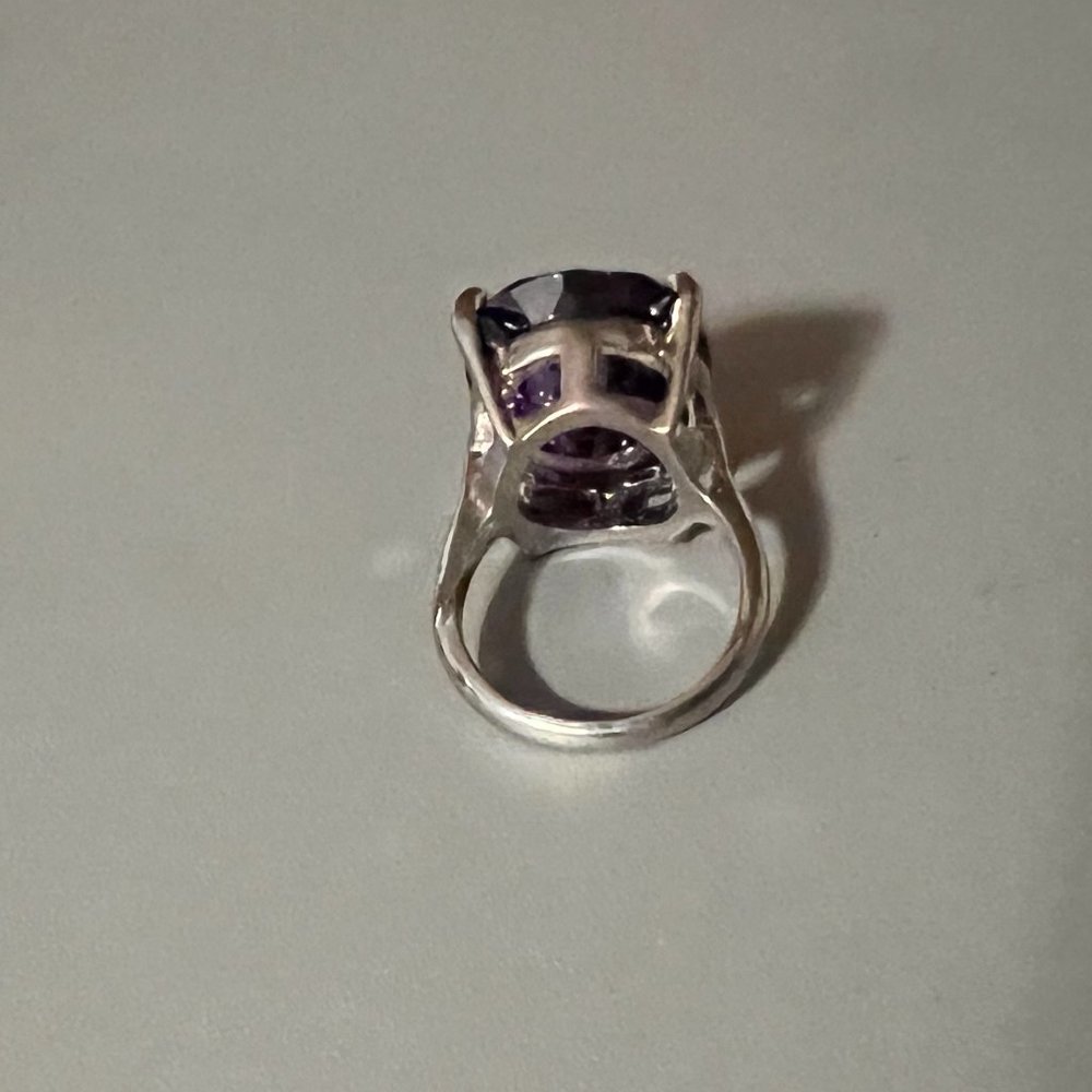 Large Faceted Purple Stone Statement Ring Size 8.5 - image 3